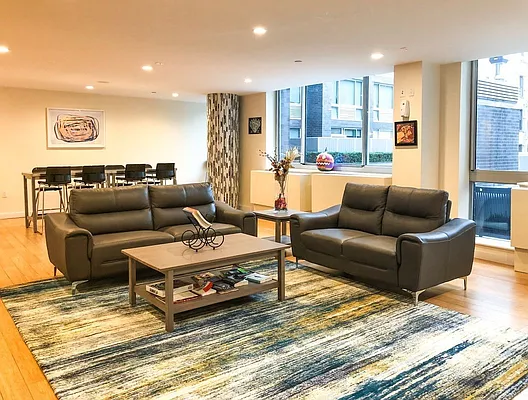 Rented by Kahen Properties | media 17