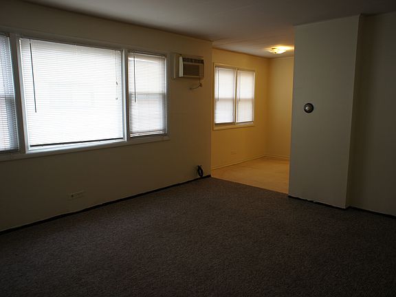 2nd image of 3824 25th Ave APT 4