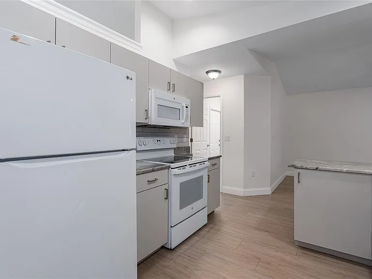 9206 31st Street Ct E — Photo 12