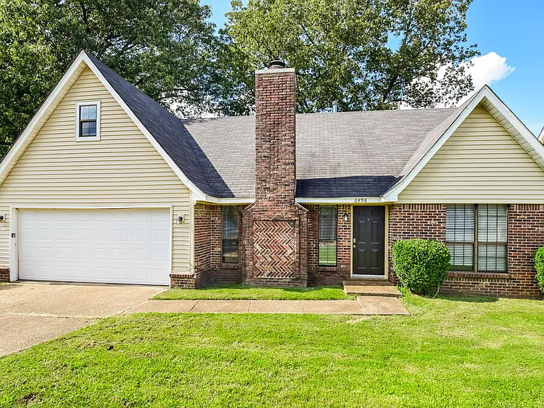 6498 Heatherwood Dr — Photo 4