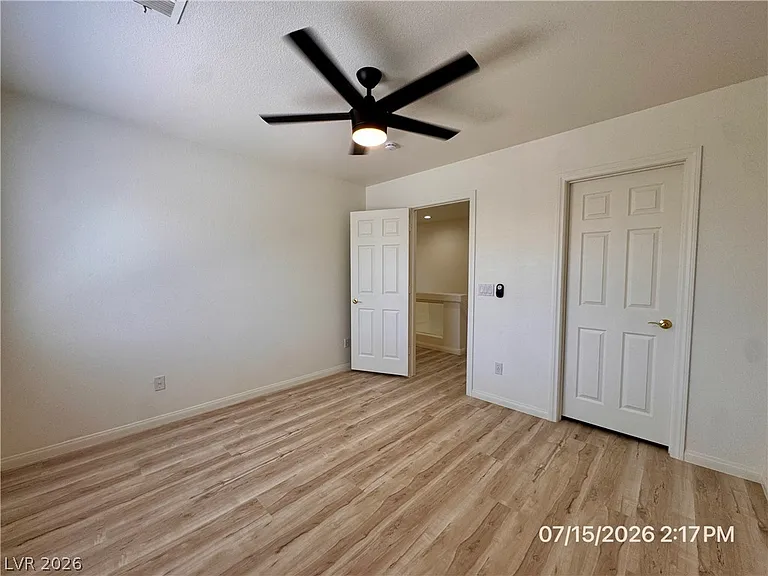 10921 Calcedonian St — Photo 31