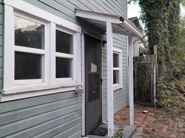 618 Wooster St #B, Wilmington, NC 28401