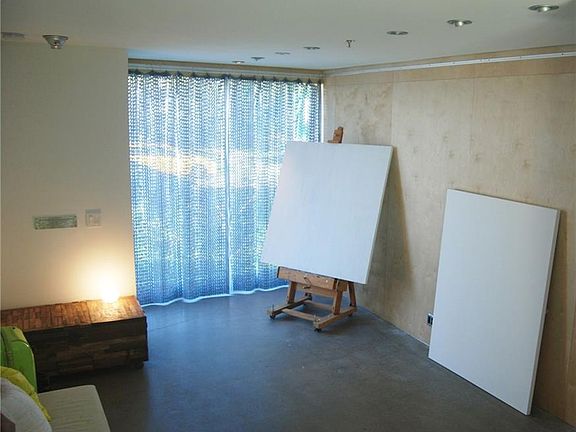 3rd image of 541 Bird Ave