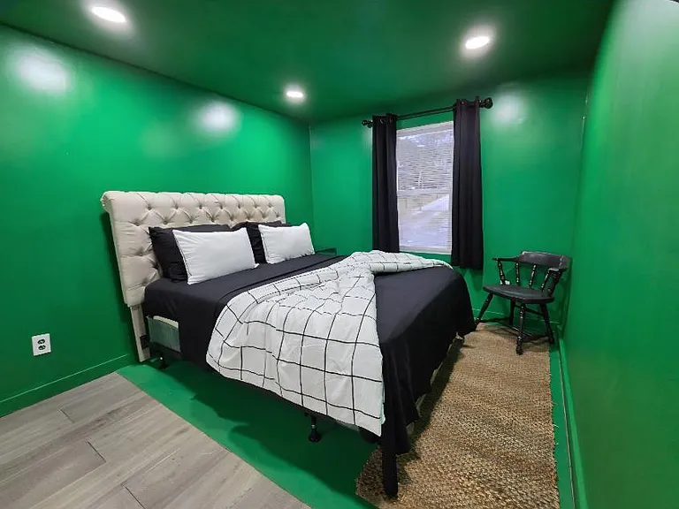 Granite Dr NE — Photo 1