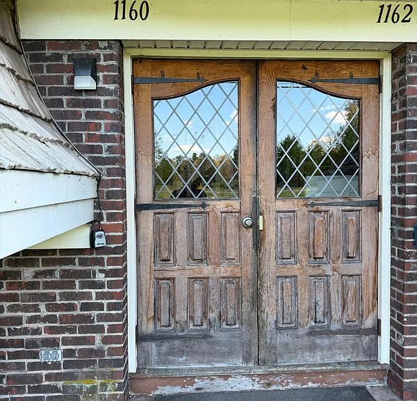 1162 Middle Tpke W #C1 — Photo 2