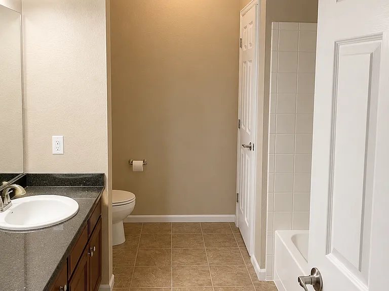 3155 Blue Sky Cir #16-306 — Photo 8