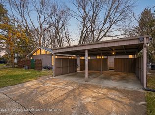 1800-1810 Foxcroft Rd, East Lansing, MI 48823