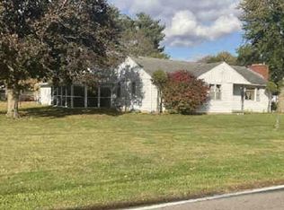 210 Dry Creek Rd, Newark, OH 43055