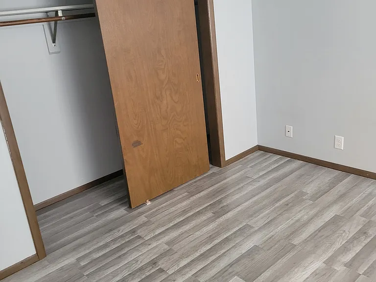 3500 Portia St #304 — Photo 6