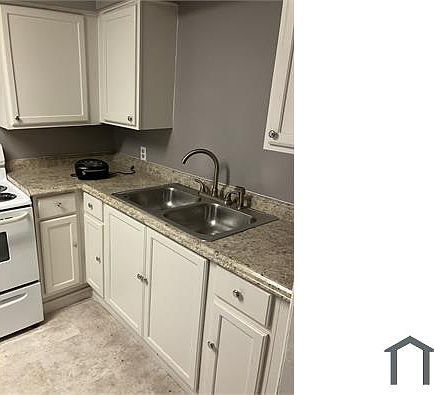 1st image of 910 Red Bud Dr