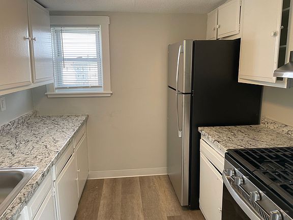 3rd image of 212-214 Washington St #214-6