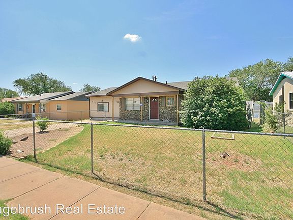 2nd image of 221 Herb St