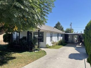 920 S 2nd St, Kerman, CA 93630