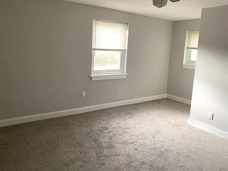 BR#1: Master Bedroom, 2 windows