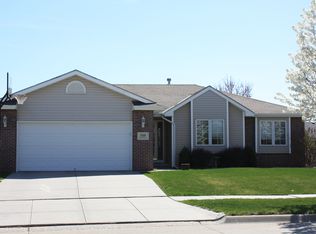3301 Scottsdale Ln, Lincoln, NE 68516