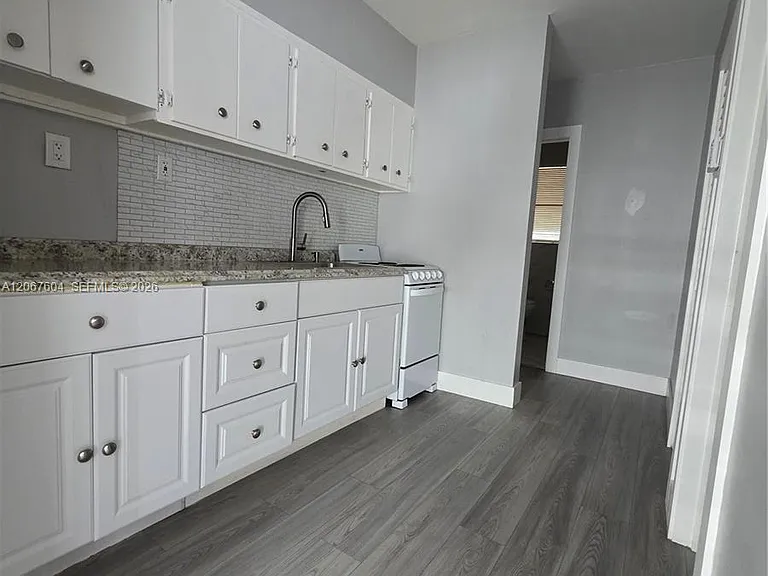 85 Esplanade Dr #C — Photo 6