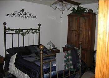 2nd image of 1513 Linden Ave