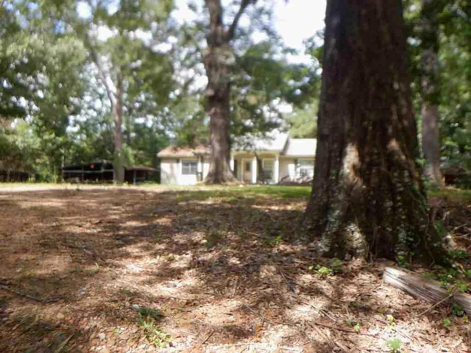 2nd image of 4377 S Siwell Rd