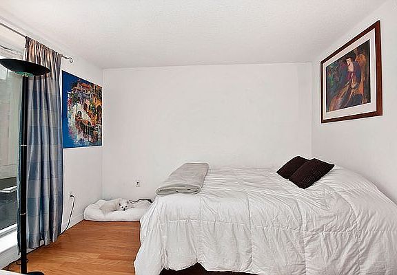 5th image of 555 W 23rd St APT N7g