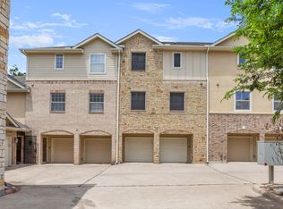 1402 Parker Ln APT 4, Austin, TX 78741