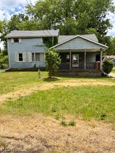 5649 Park Rd, Leavittsburg, OH, 44430
