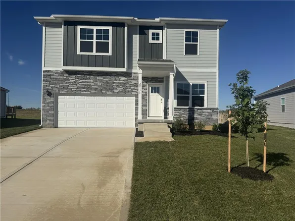 20198 Cornice St, Spring Hill, KS 66083