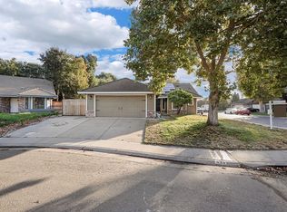 633 Vineyards Ct, Galt, CA