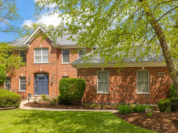 3803 Royal Portrush Dr, Naperville, IL 60564