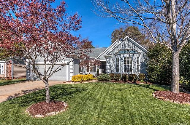 1st image of 2856 Redfield Dr