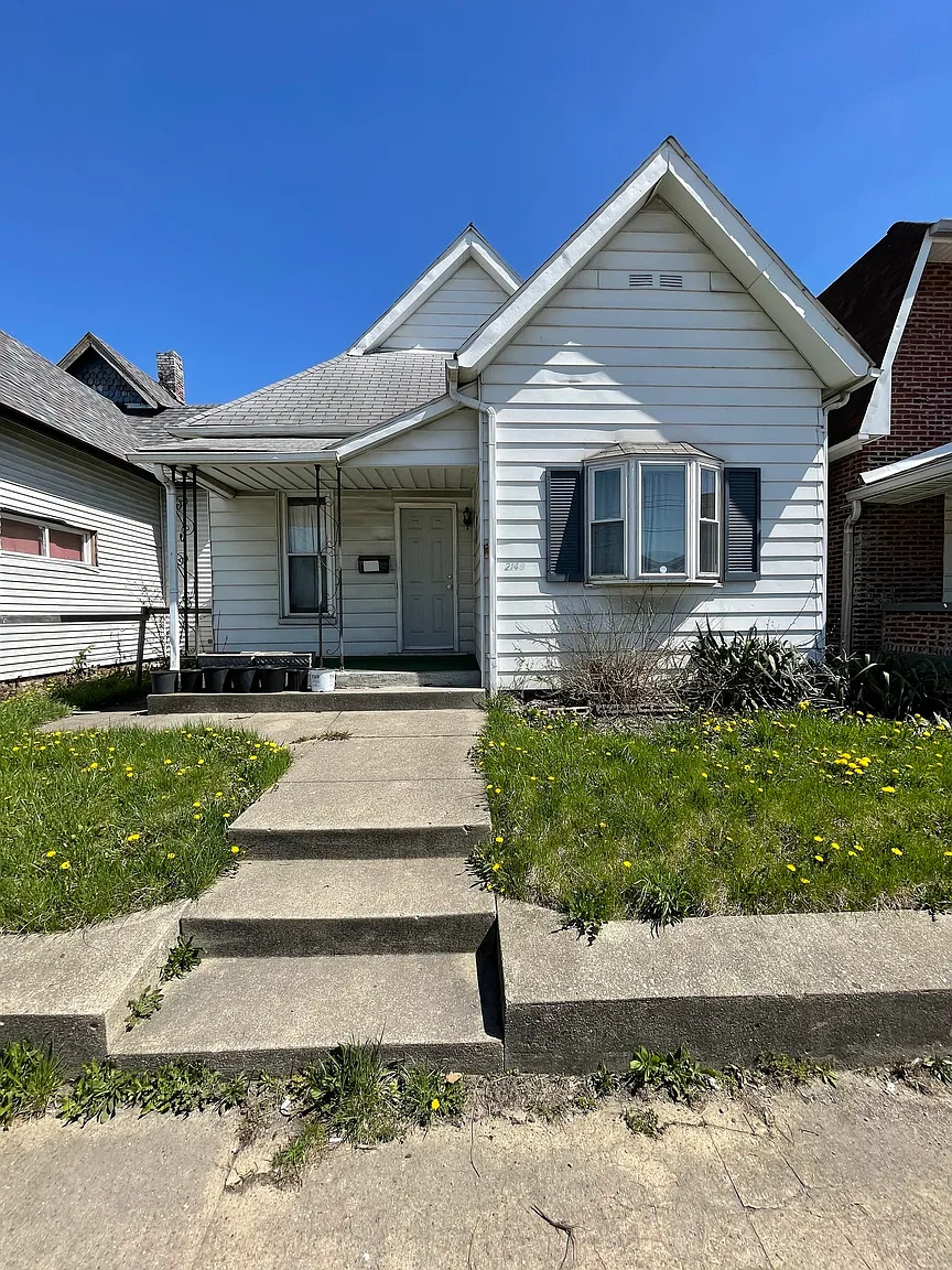 2149 S Meridian St photo 1