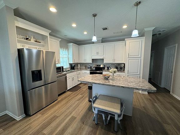 4th image of 1042 Chapel Creek Ln #1042CHA