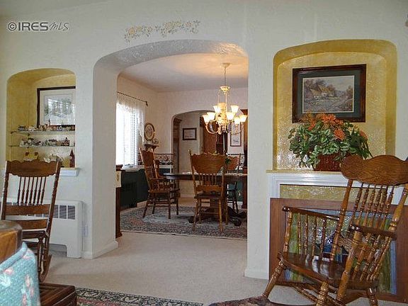 Arch from Living to Dining
