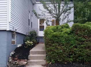 91 High St, Dedham, MA 02026