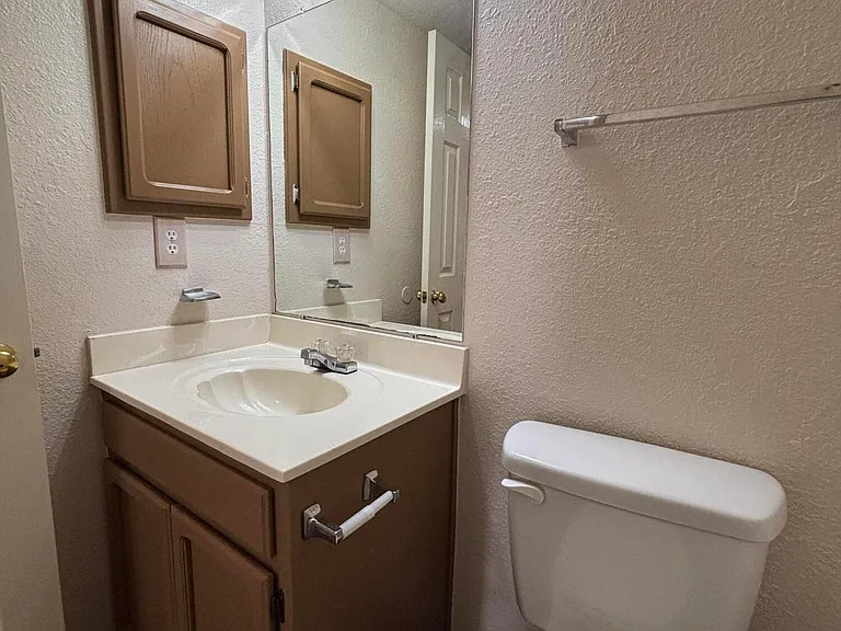 7440 Luz De Lumbre Ave — Photo 8