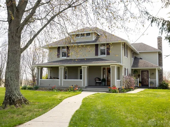 7255 Old Springfield Rd, South Charleston, OH 45368