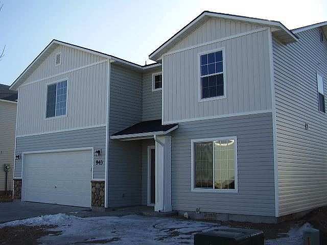 1st image of 943 E Folgado St