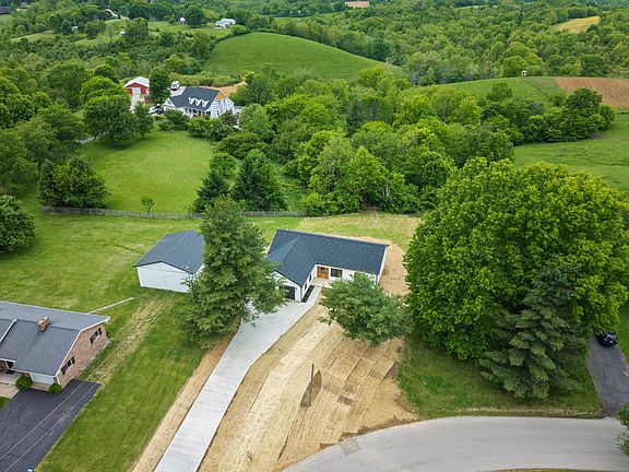 2nd image of 519 Humes Ridge Rd