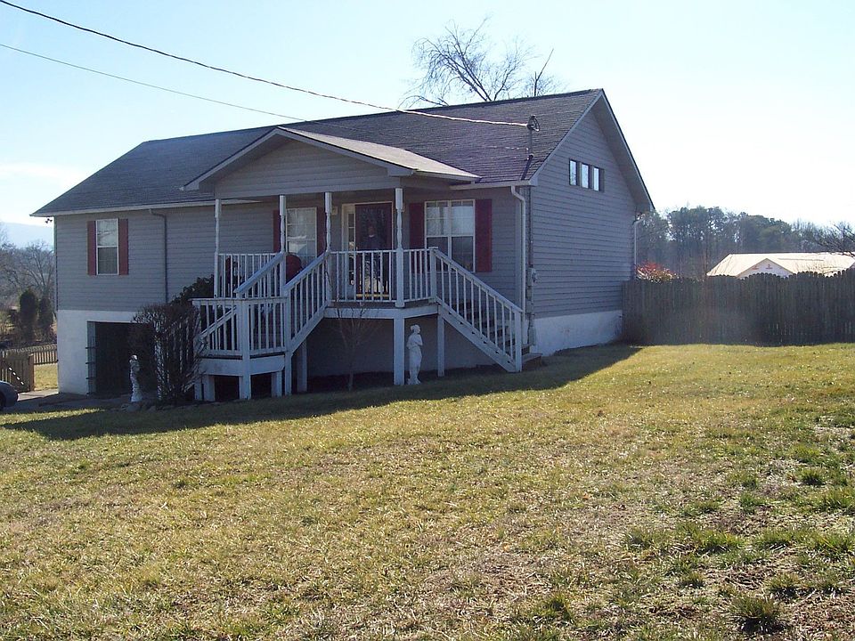 803 Carter Street