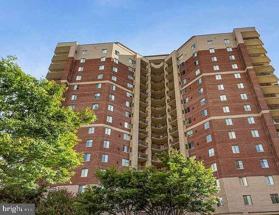 1st image of 901 N Monroe St APT 614