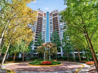 10101 Grosvenor Pl APT 1603, Rockville, MD 20852