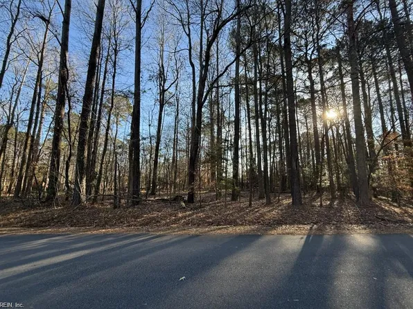 17C Comanche Trl, Hertford, NC 27944