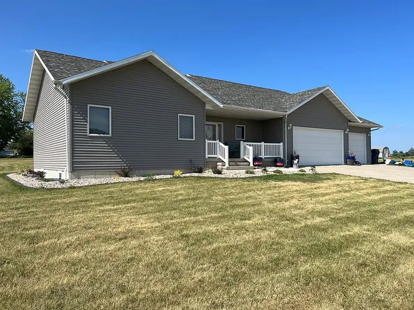 306 W 13th St, Glidden, IA 51443