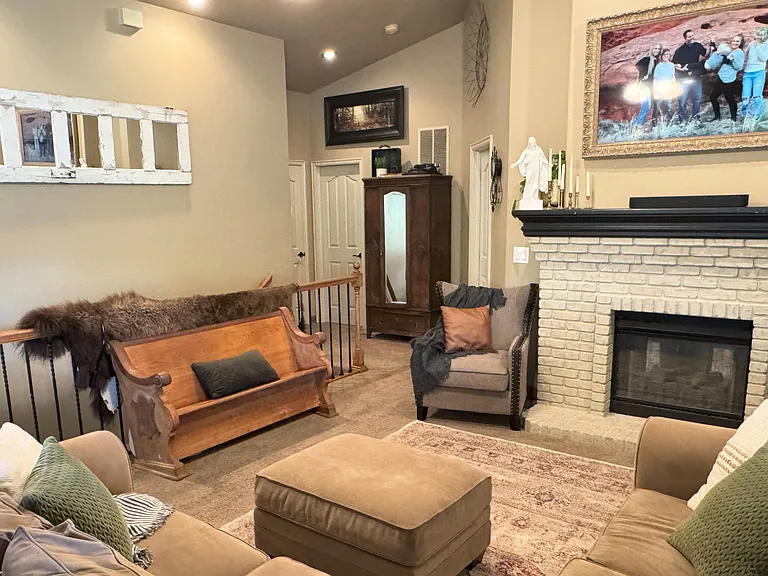 2139 S Kennedy Pl — Photo 4