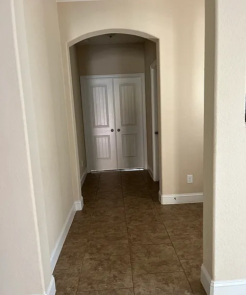 1871 Baron Dr — Photo 7