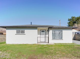 925 W Oldfield St, Lancaster, CA 93534