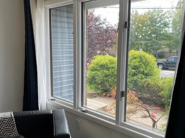 190 Charles Street image 15 of 22