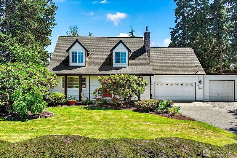 3rd image of 122 Bellflower Road