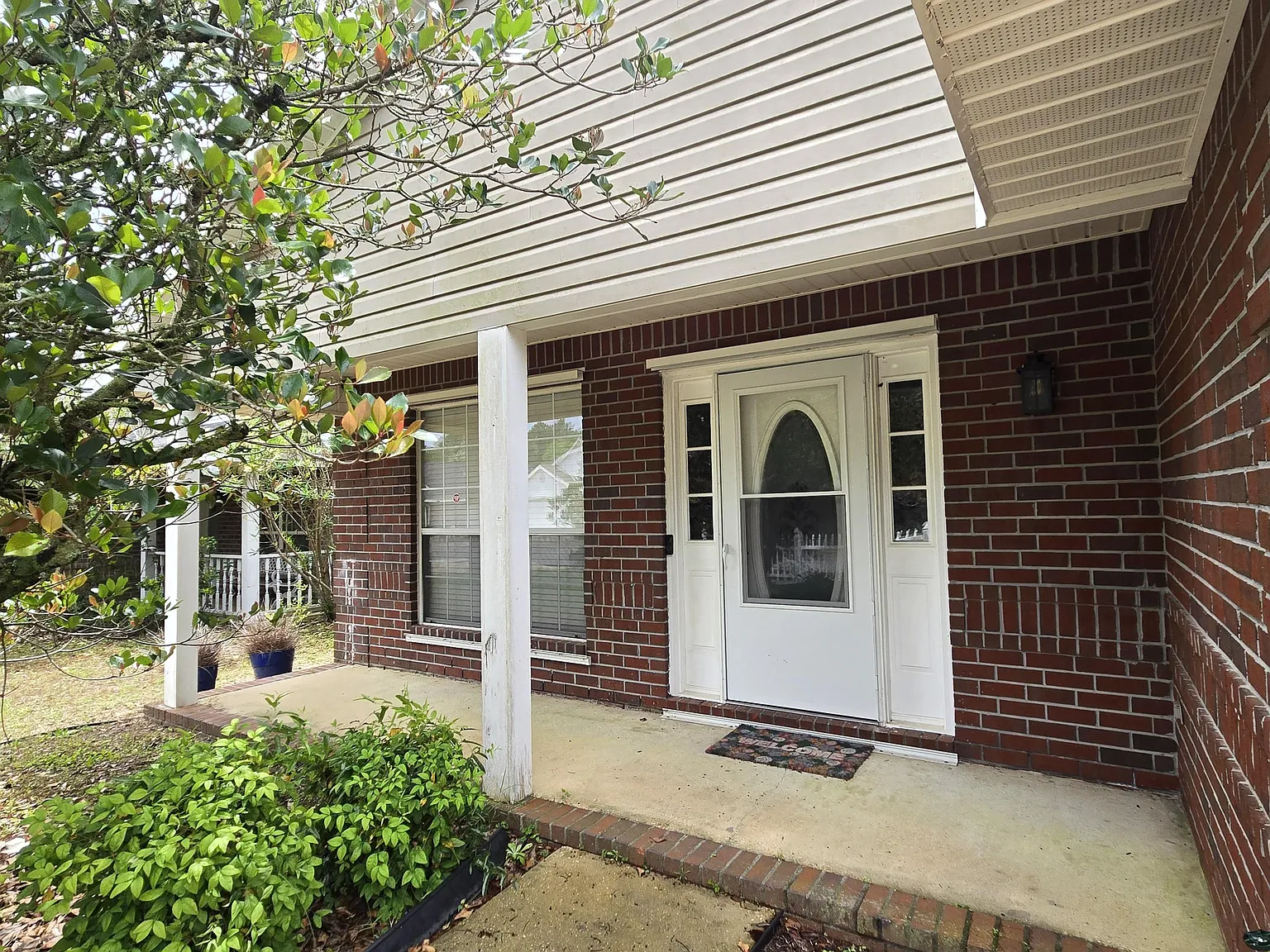 3 bed, 1482 sqft, $2,600 — Photo 1