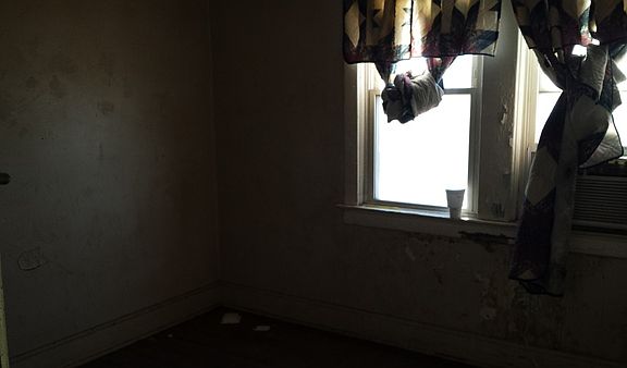 3rd image of 802 Quindaro Blvd