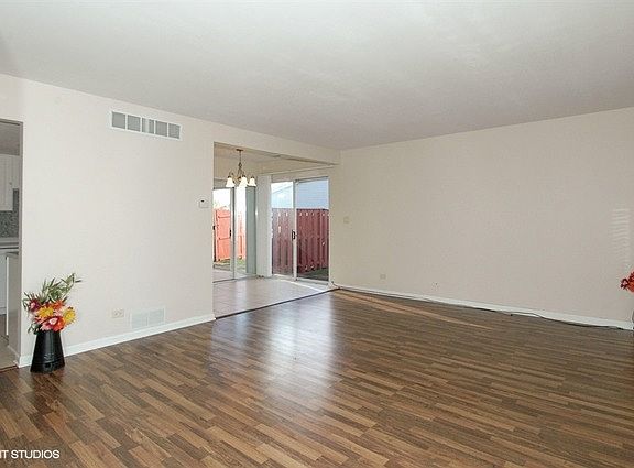 3rd image of 1870 Stockton Dr #3273